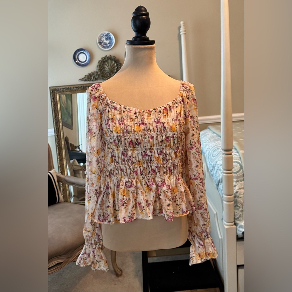 LUCY PARIS Floral Smocked LS Blouse, size Large, NWTs